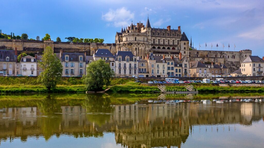 Photo - Photo gallery scenic view of amboise castle picture id636071374